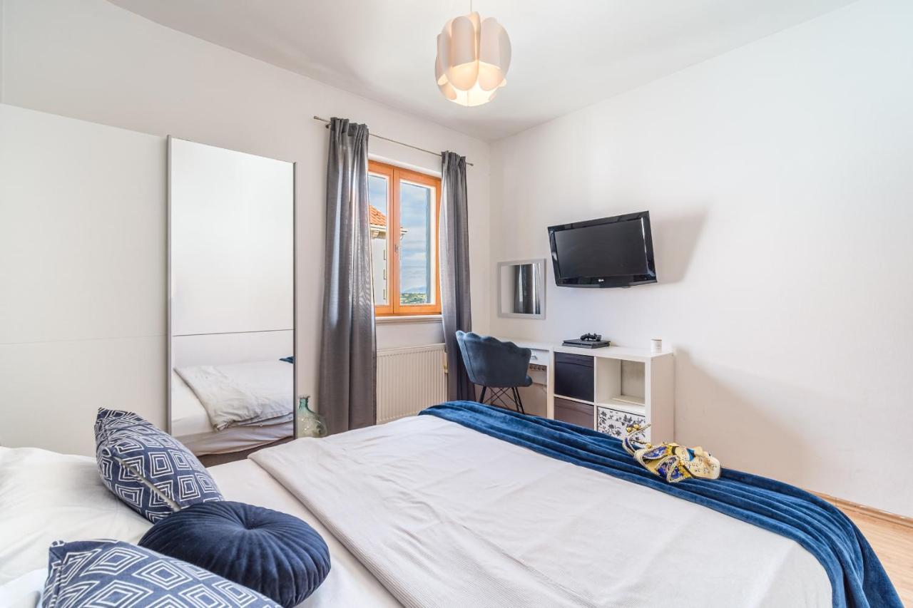 Guest House Barbara Nerezisca Экстерьер фото