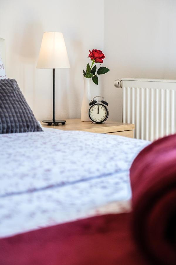 Guest House Barbara Nerezisca Экстерьер фото