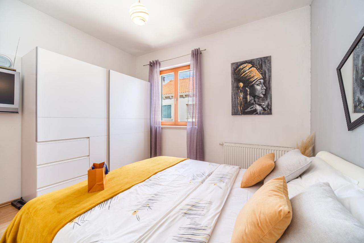 Guest House Barbara Nerezisca Экстерьер фото